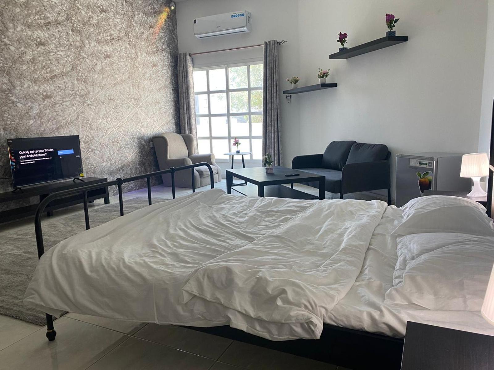 Comfortable Private Rooms In Compound Housing Dubái Exterior foto